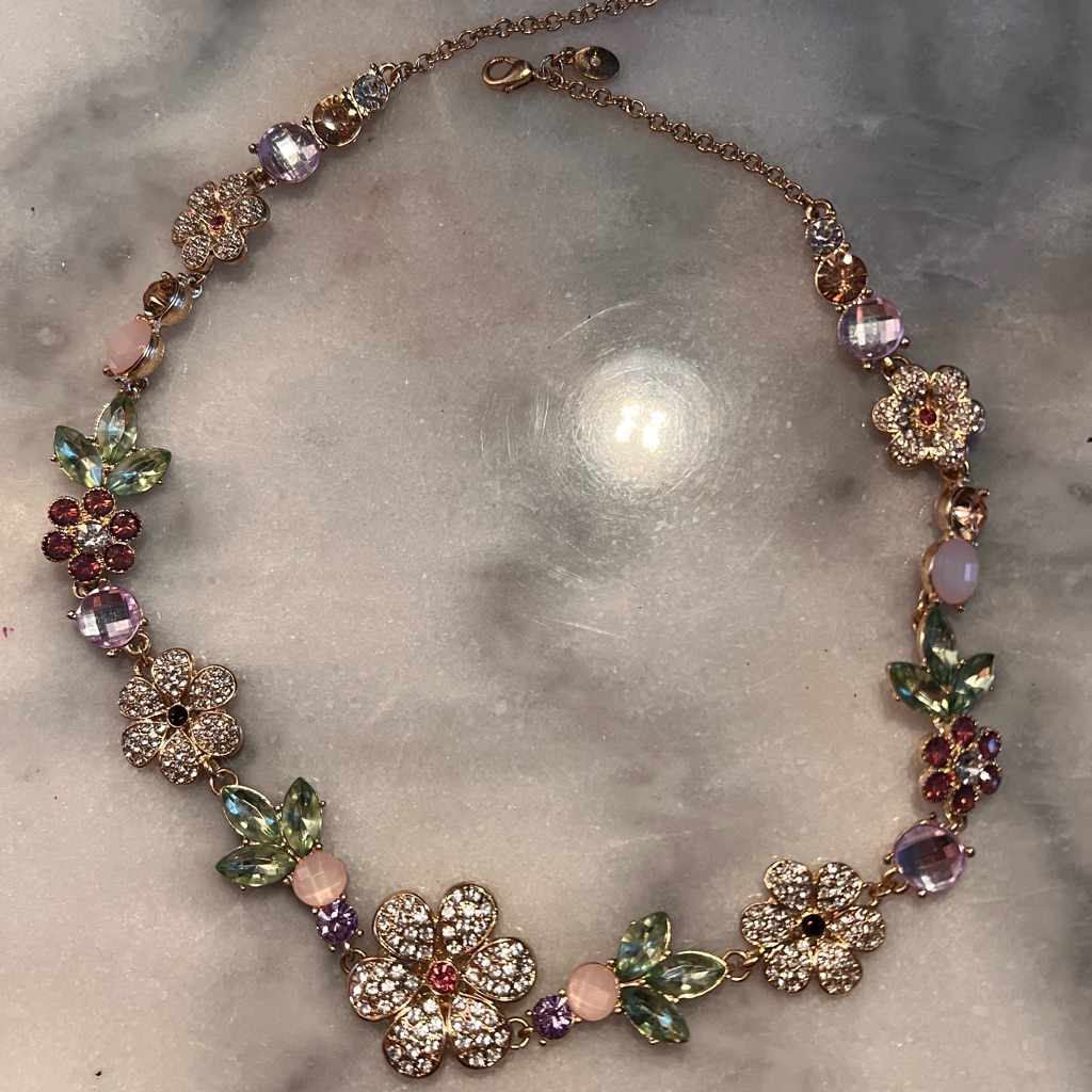 Danbury Mint Gemstone Necklace 50$